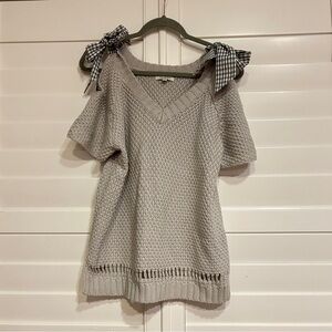 Skies are Blue V Neck Sweater Dress with Gingham Bow Detail Grey White Size Sm